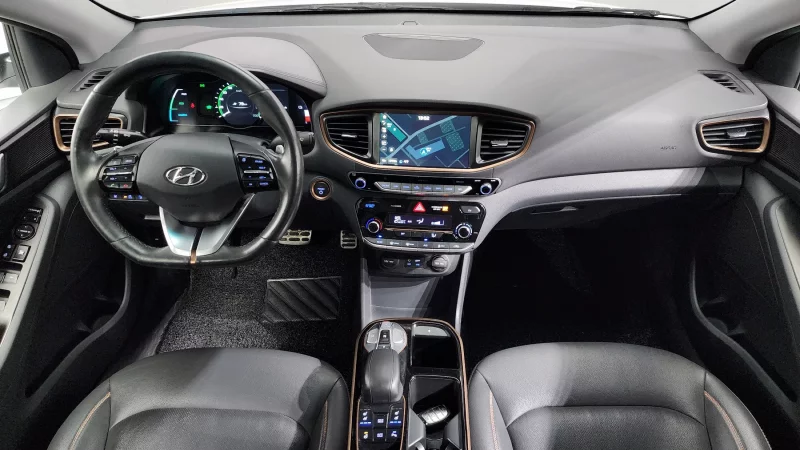 Hyundai Ioniq
