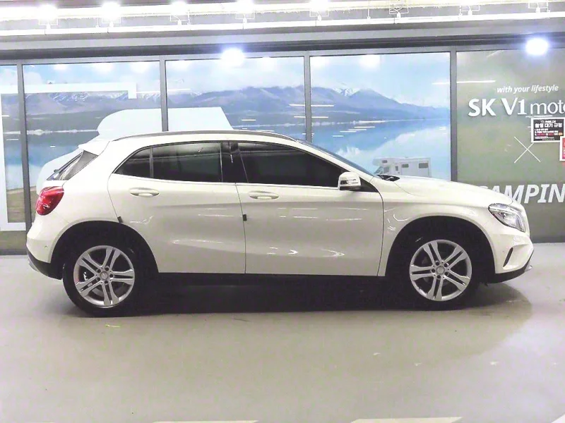 Mercedes-Benz GLA-Class