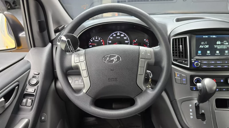 Hyundai Starex
