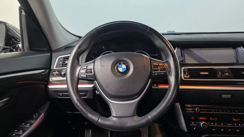 BMW 5-Series Gran Turismo