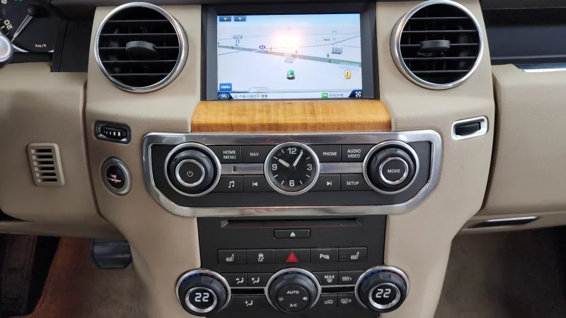 Land Rover DISCOVERY