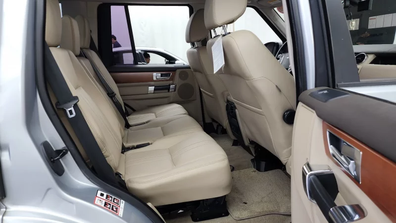 Land Rover DISCOVERY