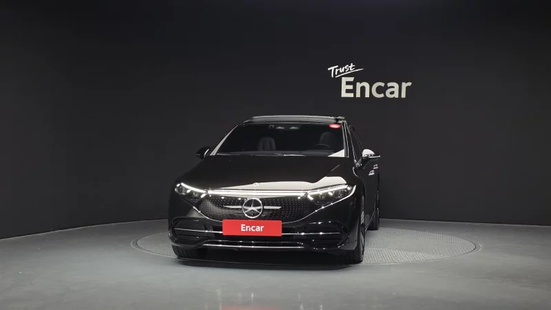 Mercedes-Benz EQS