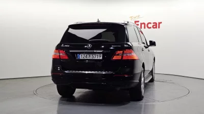 Mercedes-Benz M-class