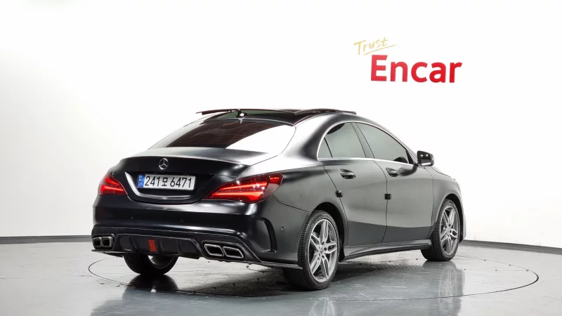 Mercedes-Benz CLA-Class