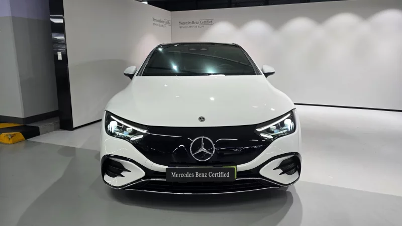 Mercedes-Benz EQE