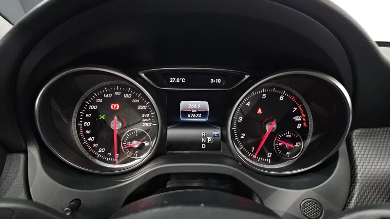 Mercedes-Benz GLA-Class