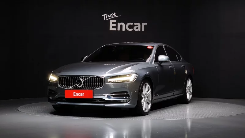 Volvo S90