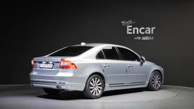 Volvo S80