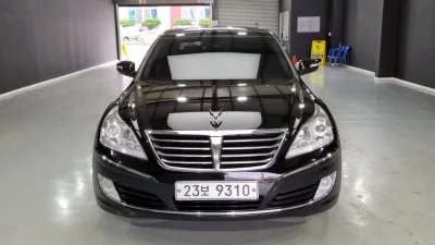 Hyundai Equus