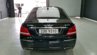 Hyundai Equus