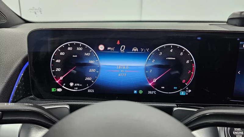 Mercedes-Benz GLB-Class