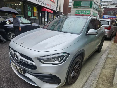 Mercedes-Benz GLA-Class