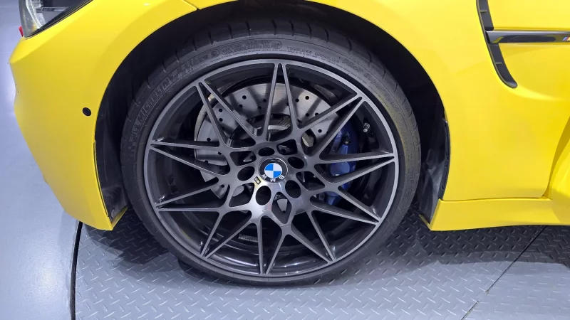 BMW M4
