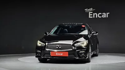 Infiniti Q50