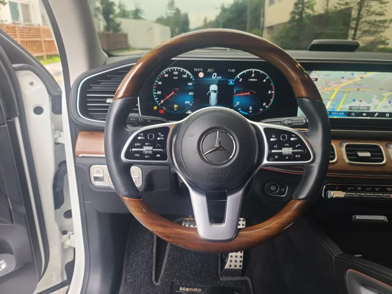 Mercedes-Benz GLS-Class