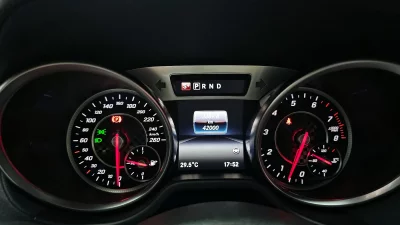 Mercedes-Benz SL-Class