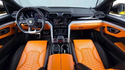 Lamborghini URUS
