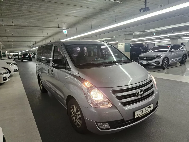 Hyundai Starex