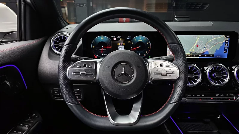 Mercedes-Benz GLA-Class