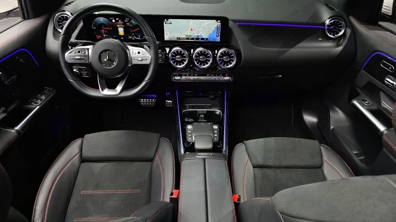 Mercedes-Benz GLA-Class