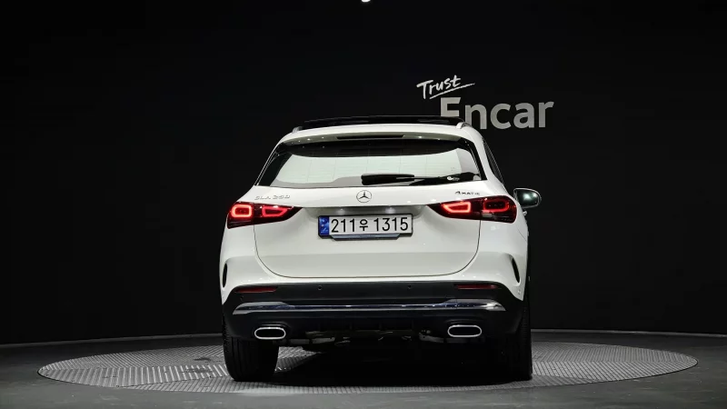 Mercedes-Benz GLA-Class