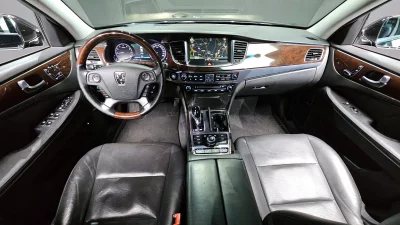 Hyundai Equus