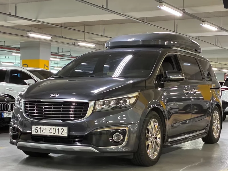 Kia Carnival