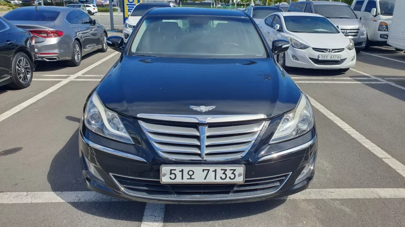 Hyundai Genesis