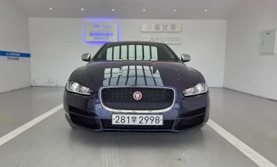 Jaguar XE