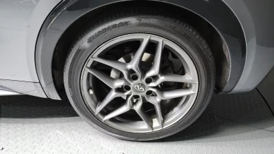 Infiniti Q30