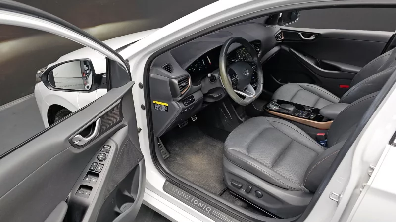 Hyundai Ioniq