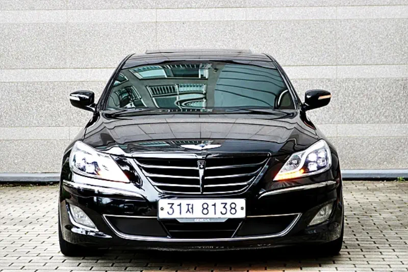 Hyundai Genesis