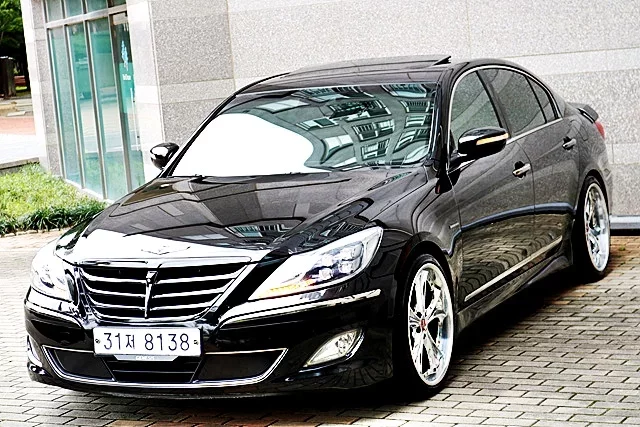 Hyundai Genesis