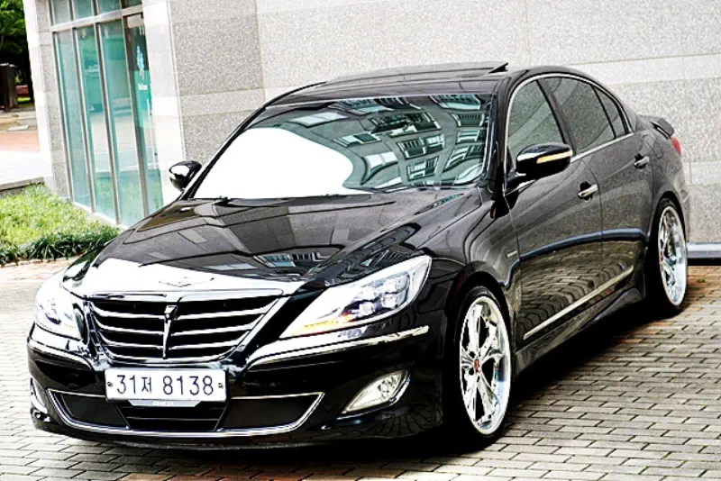 Hyundai Genesis