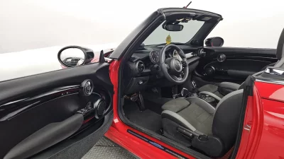 MINI Cooper Convertible