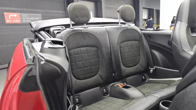 MINI Cooper Convertible