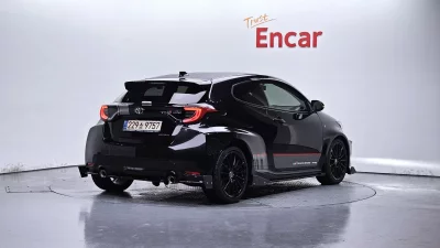 Toyota Yaris(Vitz)