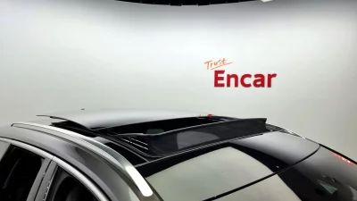 Lincoln Corsair