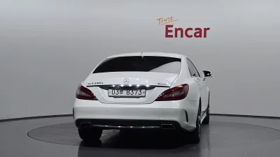 Mercedes-Benz CLS-Class
