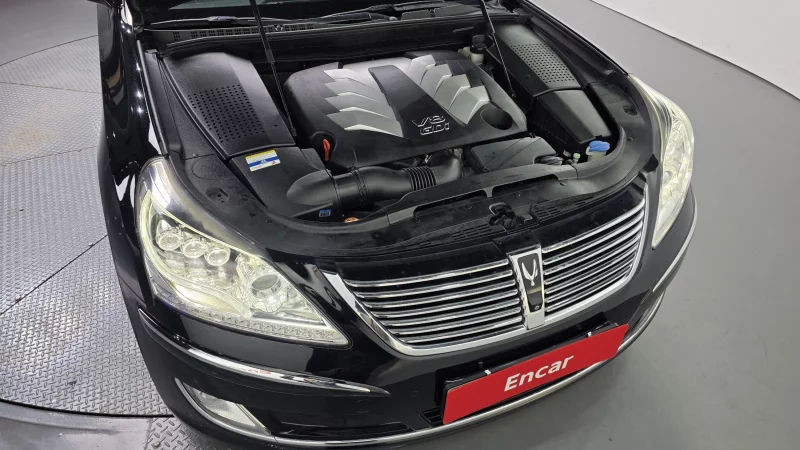 Hyundai Equus