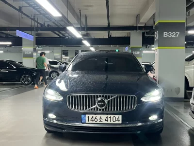 Volvo S90