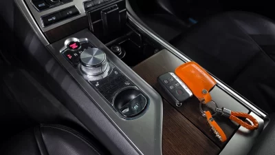 Jaguar XF