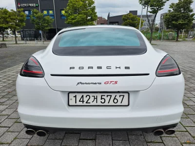 Porsche PANAMERA
