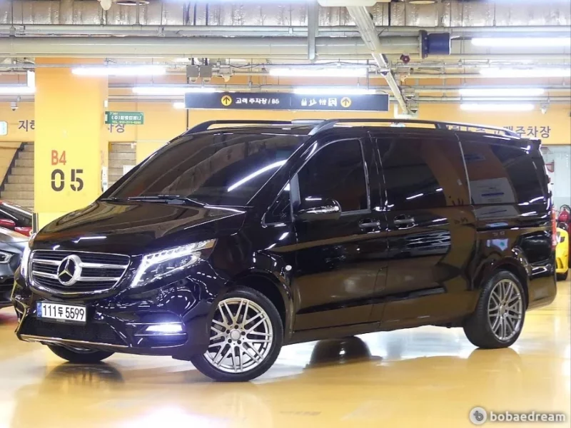 Mercedes-Benz V-Class