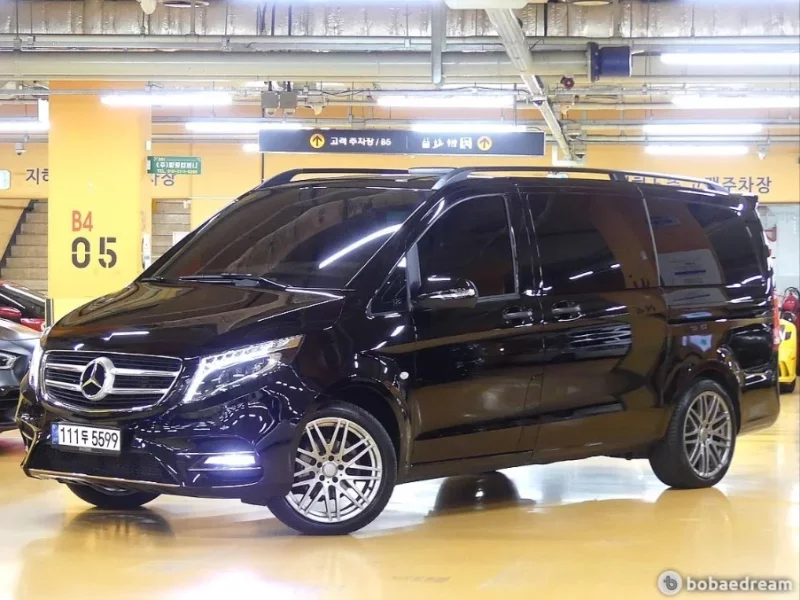 Mercedes-Benz V-Class
