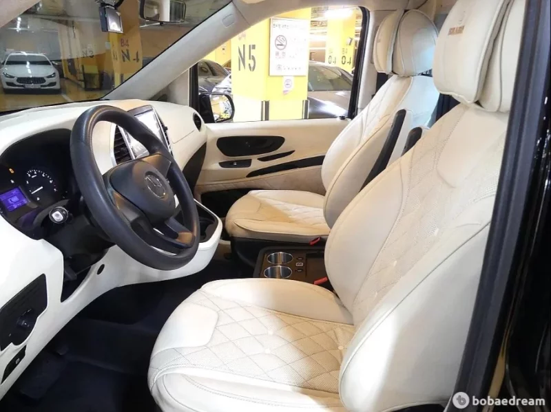 Mercedes-Benz V-Class