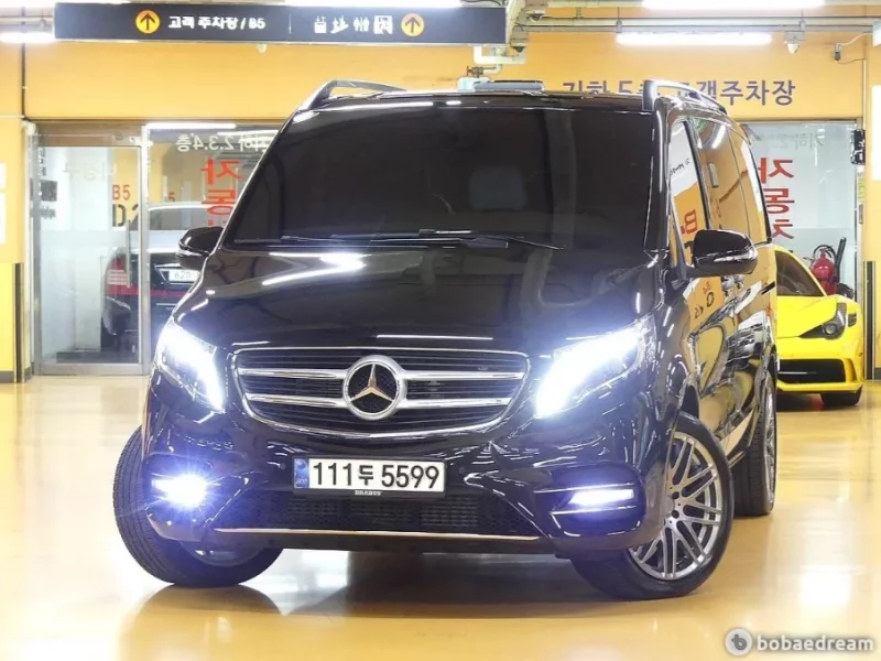 Mercedes-Benz V-Class