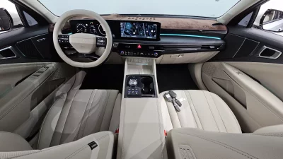 Kia K8