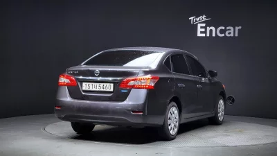 Nissan SENTRA